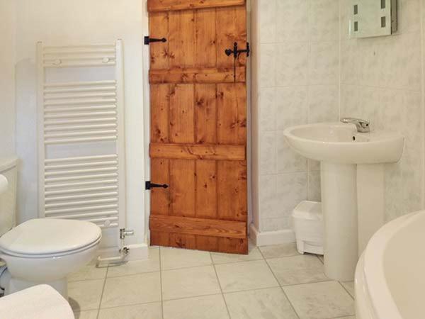 73 Ravensdale Cottages Millers Dale Экстерьер фото